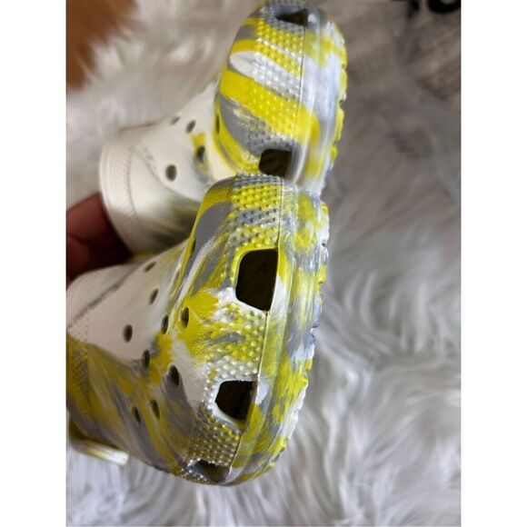 Crocs Classic Marbled Tie-Dye Clog 206867-1FJ White Grey Yellow Womens Size 6 - Picture 4 of 5